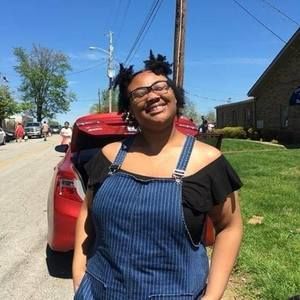 Meet your Posher, Parris